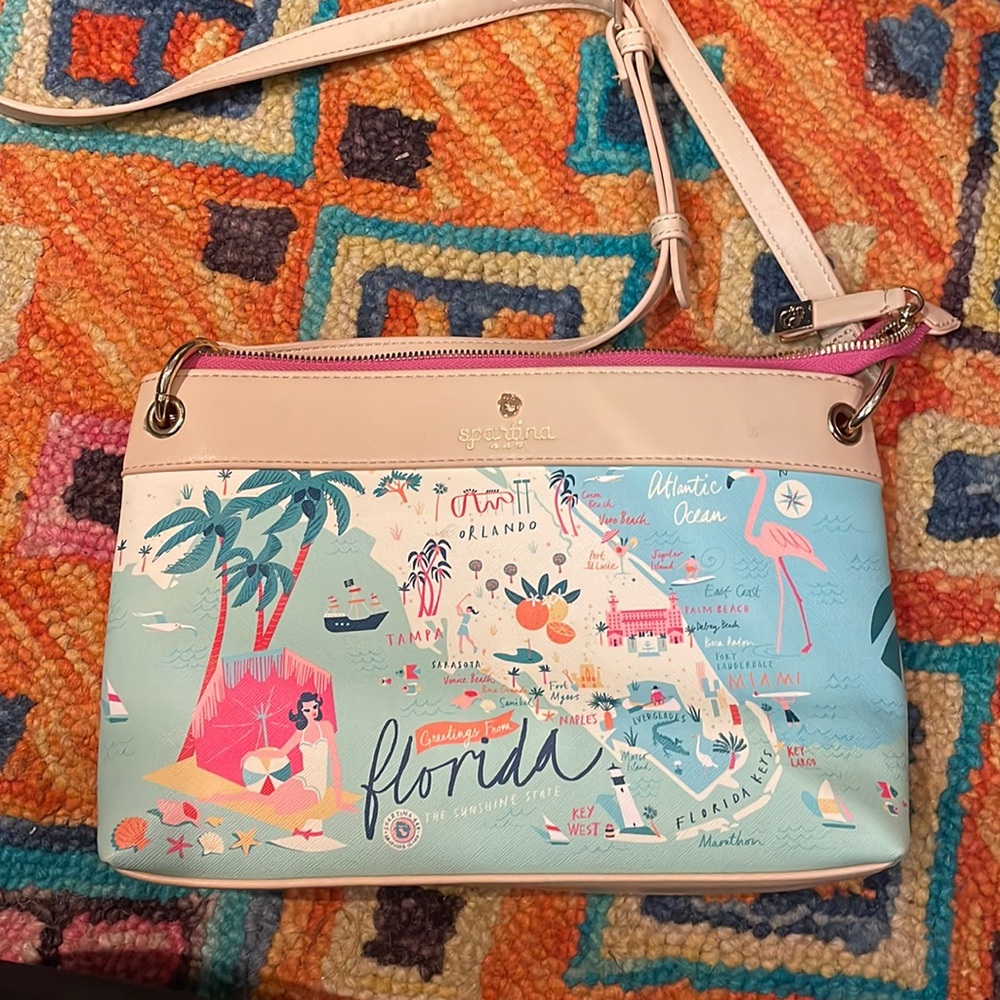 Adorable Spartina crossbody purse!